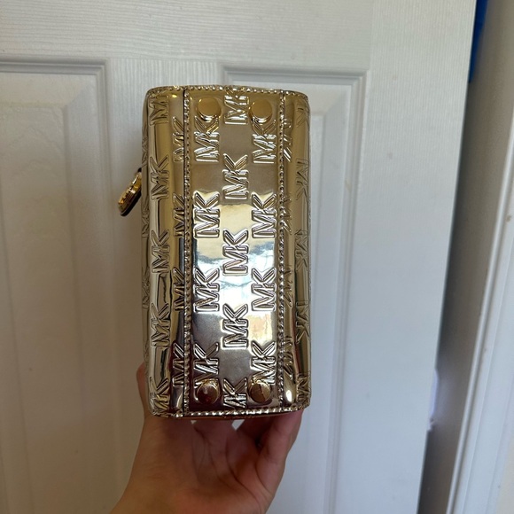 NWT Michael Kors Grayson small duffle crossbody bag metallic - Picture 6 of 9